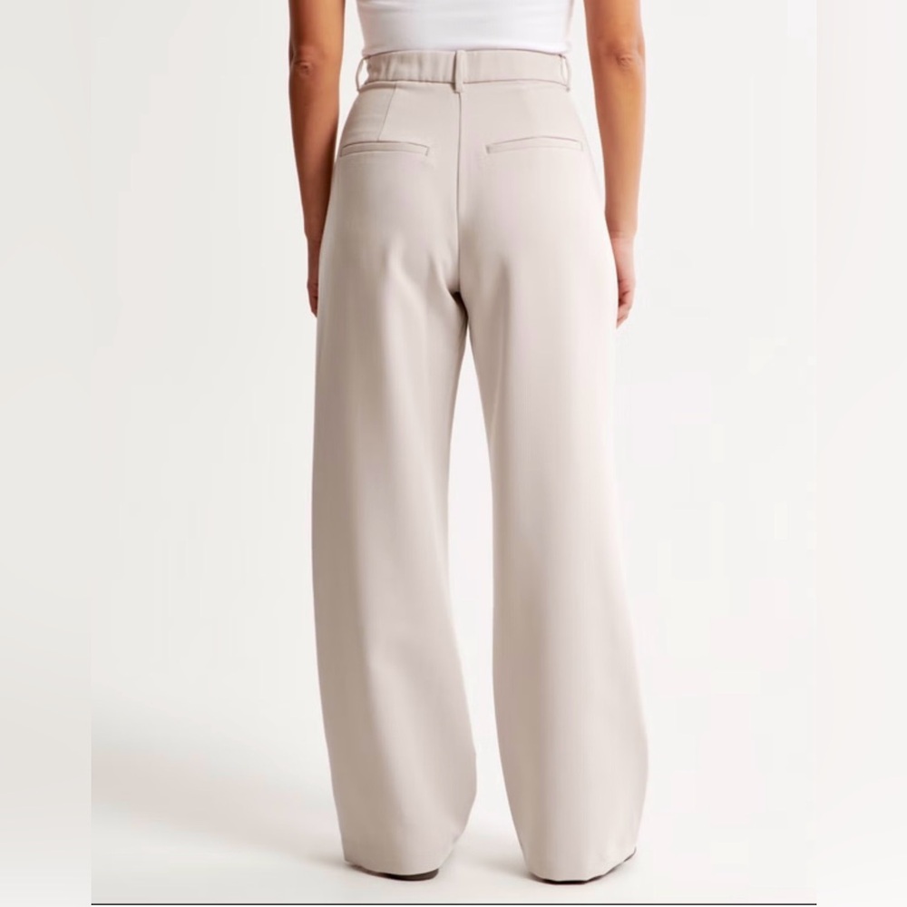 Abercrombie Curve Love Sloane Tailored Wide Leg Pant - Picture 2 of 5